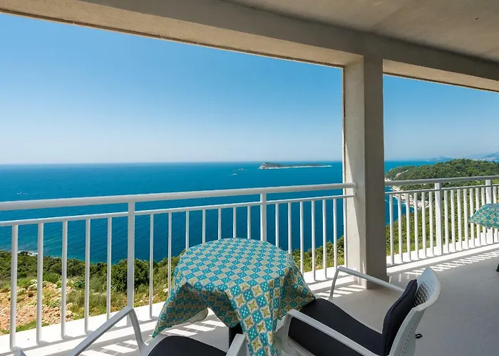 Sea Sky Apartment